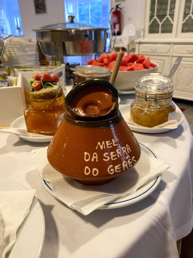Adelaide Hotel 제어스 외부 사진
